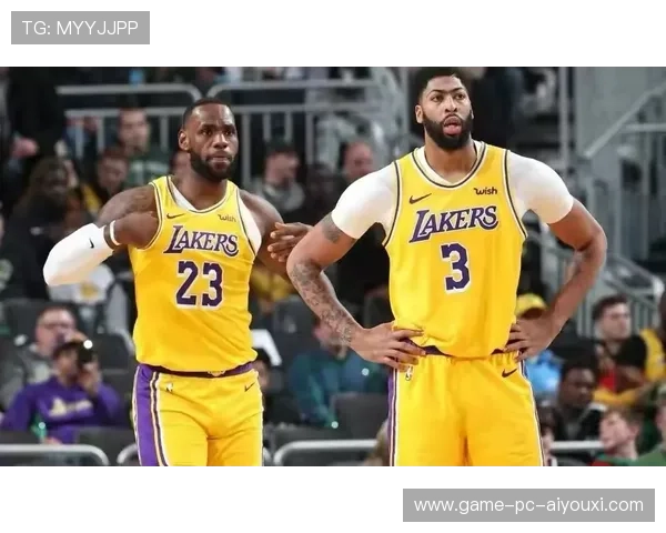 冲浪者以“飞天板”动作获得全场最高分