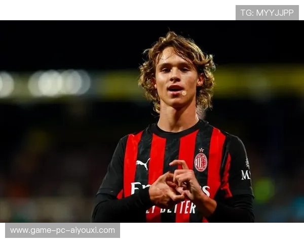 意甲米兰莱奥连续踩单车晃过后卫劲射得手——场上美学与全场热浪的合奏