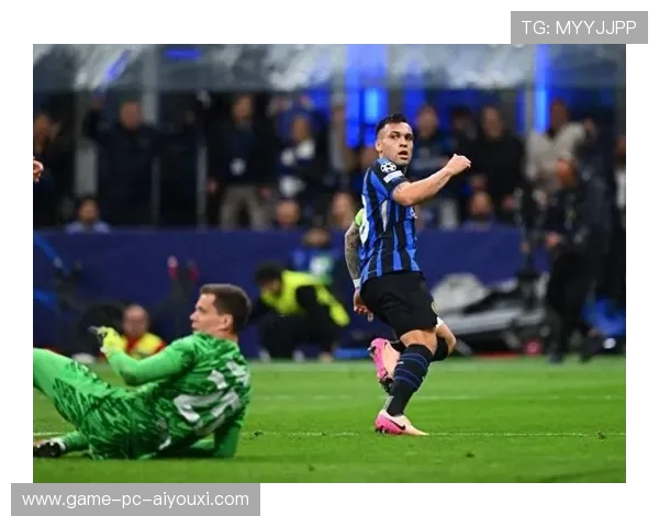 劳塔罗回身闪转抽射，国际米兰锋线表现极具侵略性